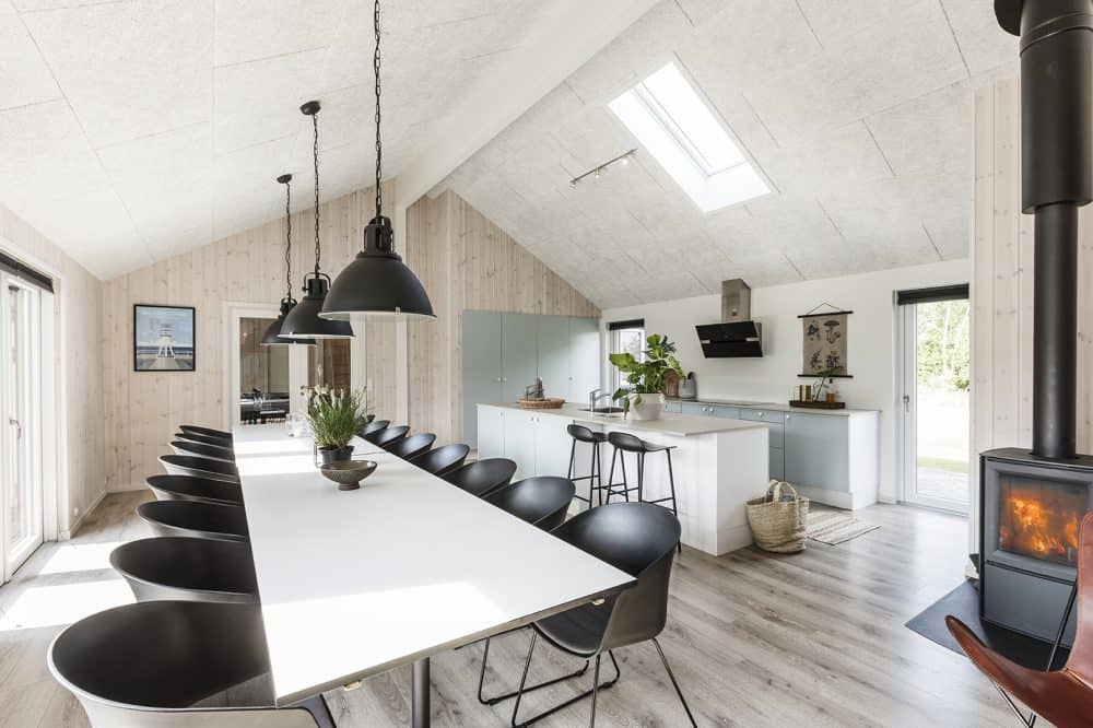 Skanlux Aqua sommerhus med pool og aktivitetsrum