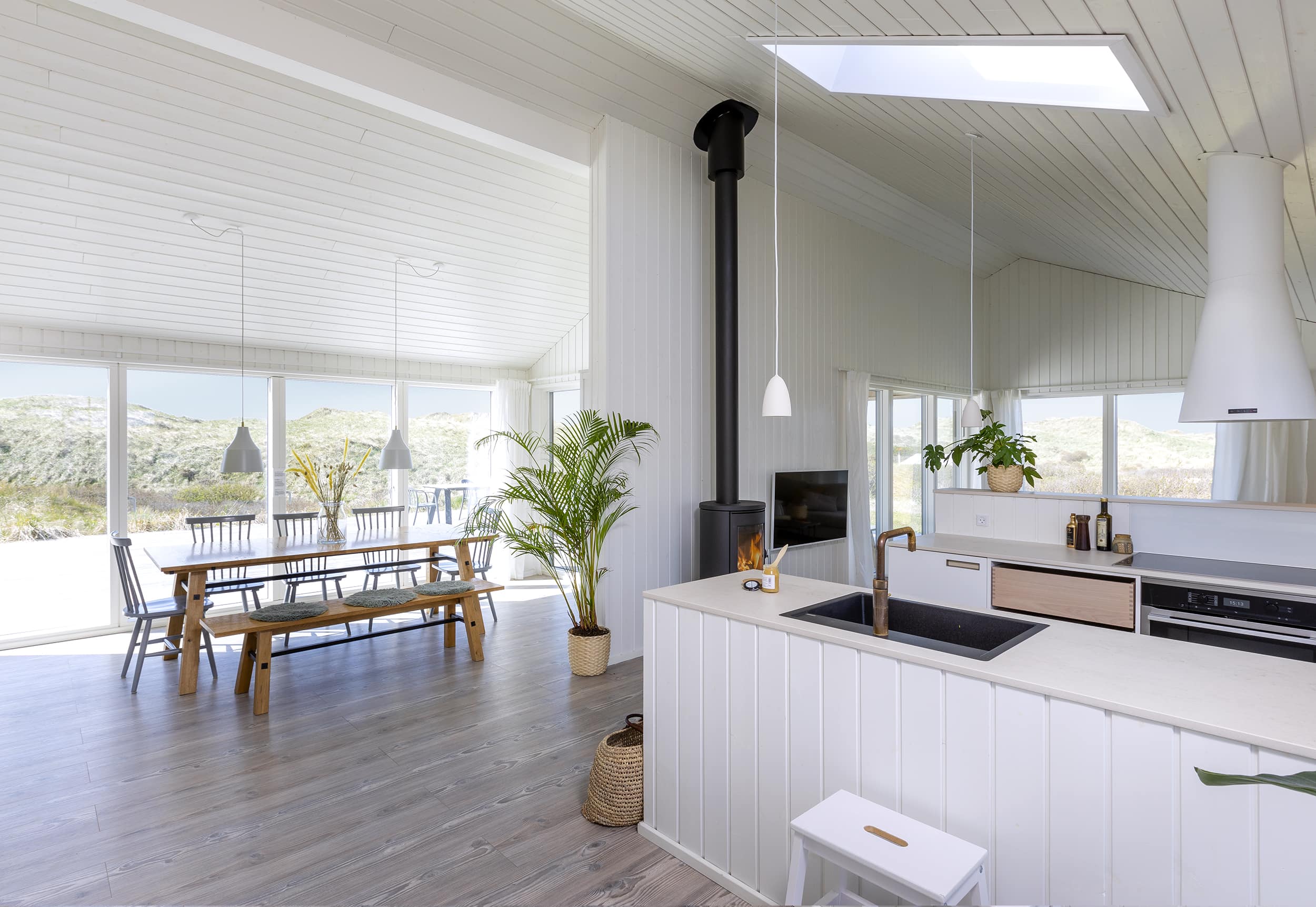 Skanlux Trend sommerhus fyldt. Arkitekttegnet sommerhus