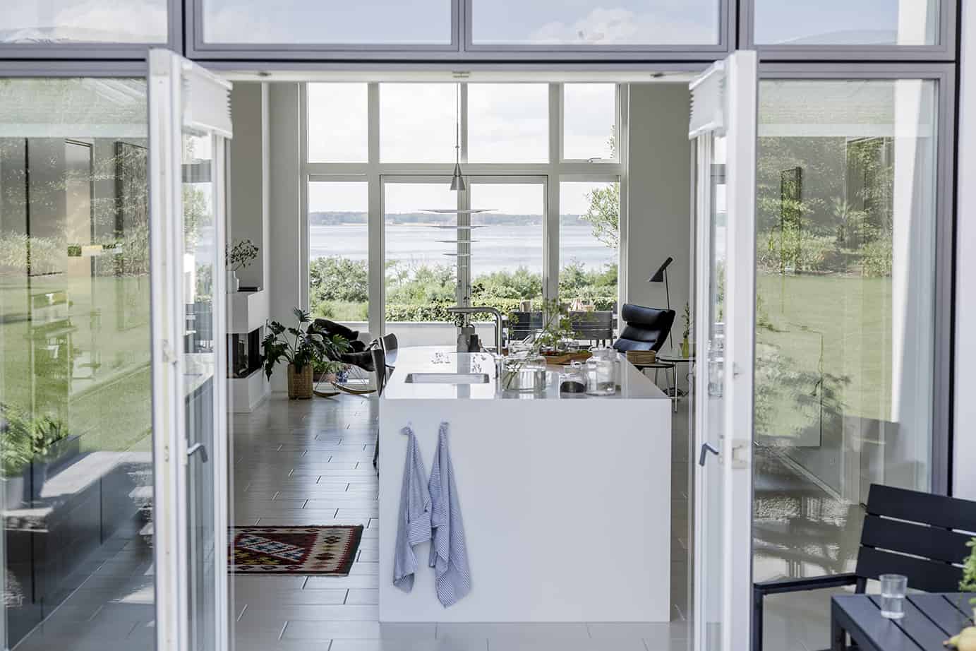 Forma hus fra Skanlux Byggefirma. Moderne sadeltag.