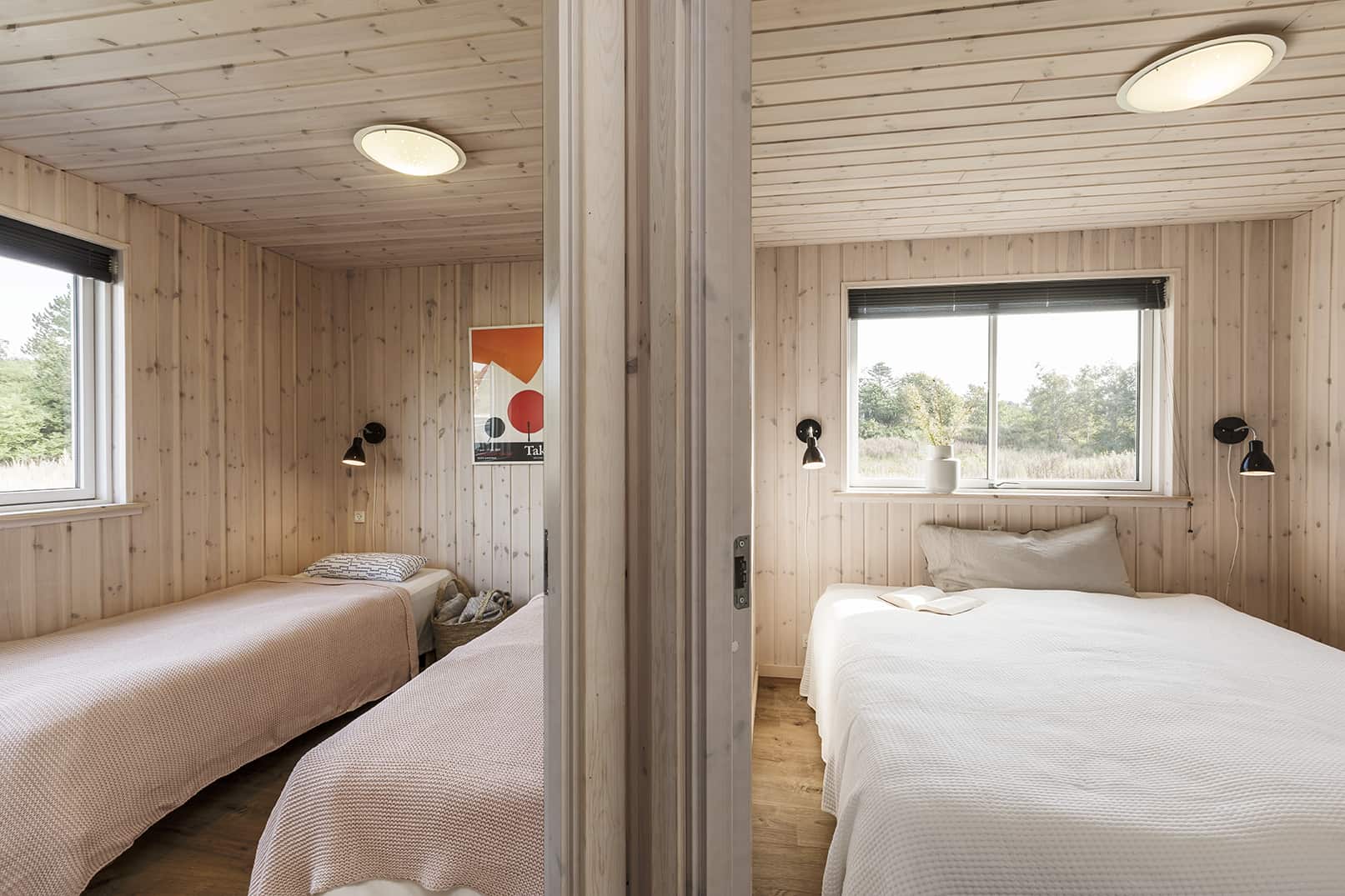 Skanlux Aqua sommerhus med pool og aktivitetsrum