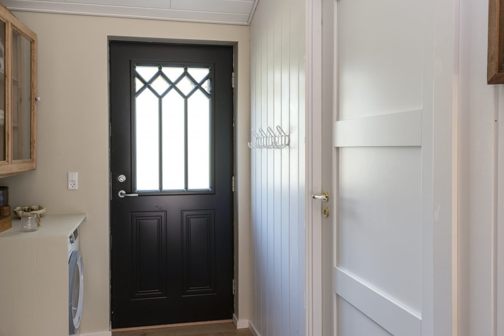 TV2 sommerdrømme 2022 Anja og Markus entre. Skanlux Trend Basic sommerhus