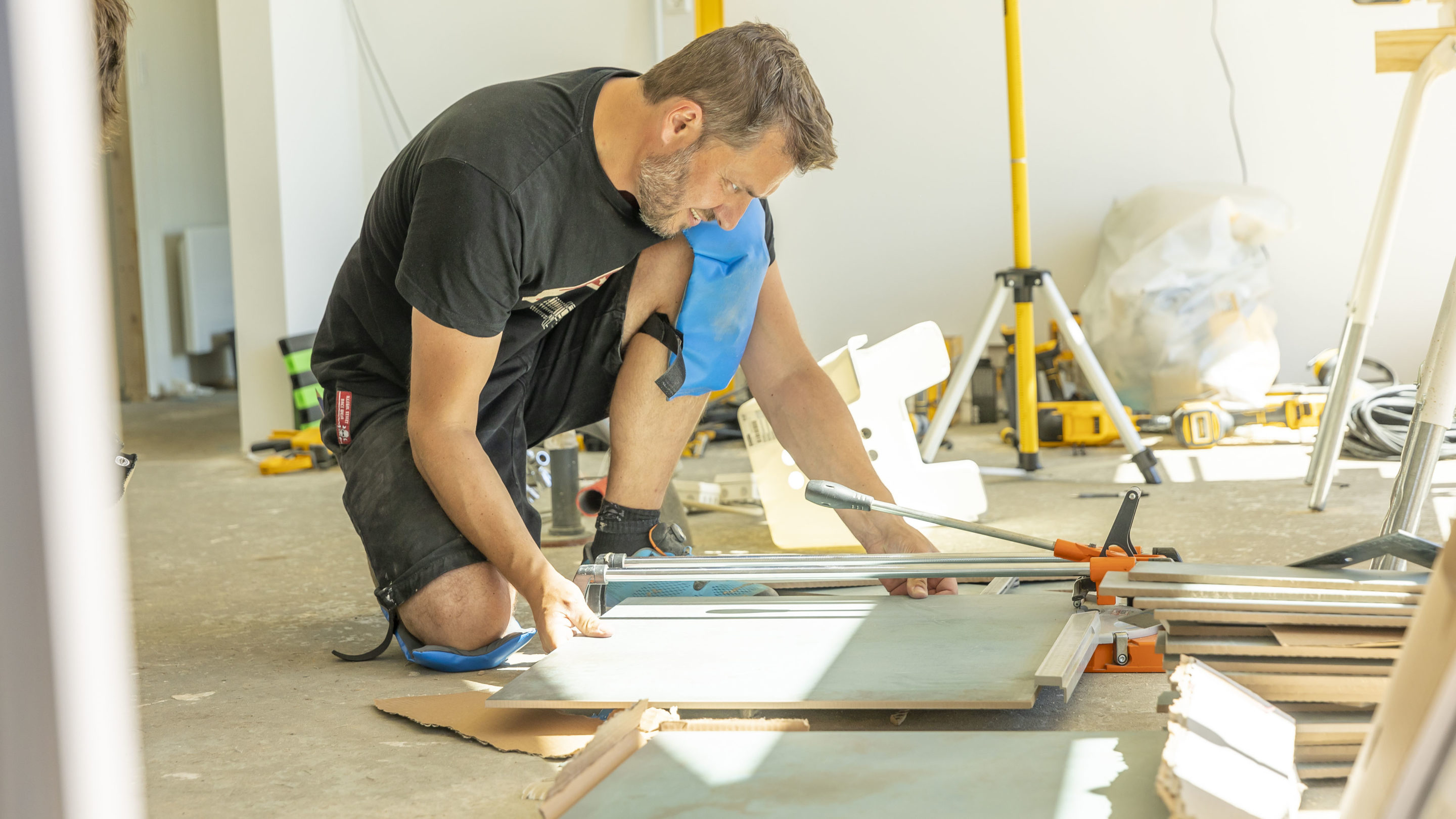 TV 2 Sommerdrømme - Skanlux Byggefirma