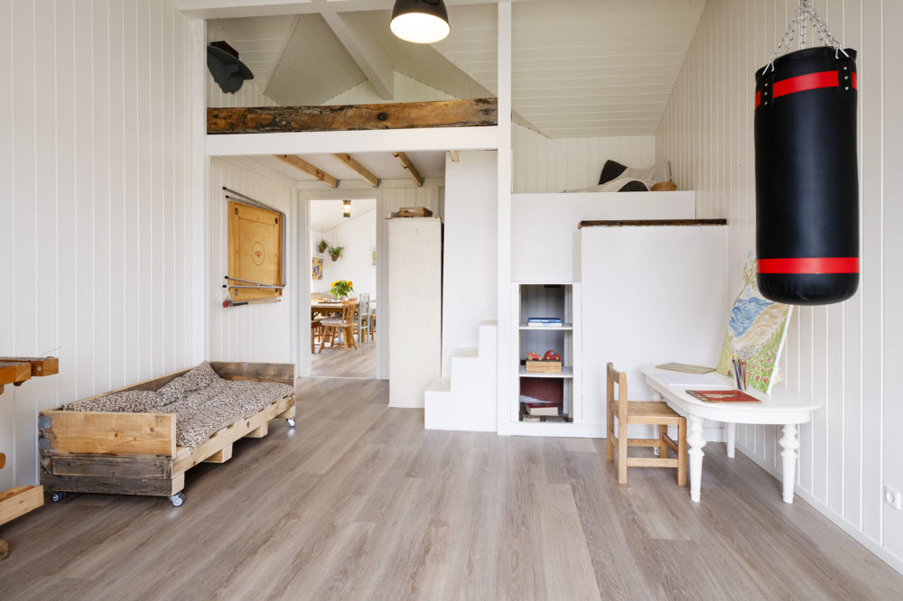 TV 2 Sommerdrømme 2024 - Hobbyrum Skanlux sommerhus